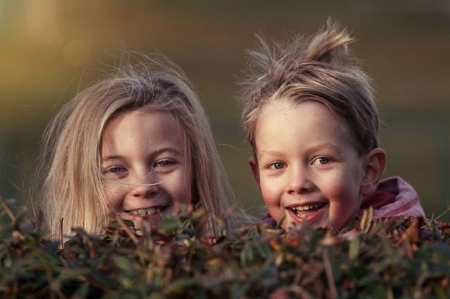 Les avantages de laisser partir les enfants en vacances avec leurs