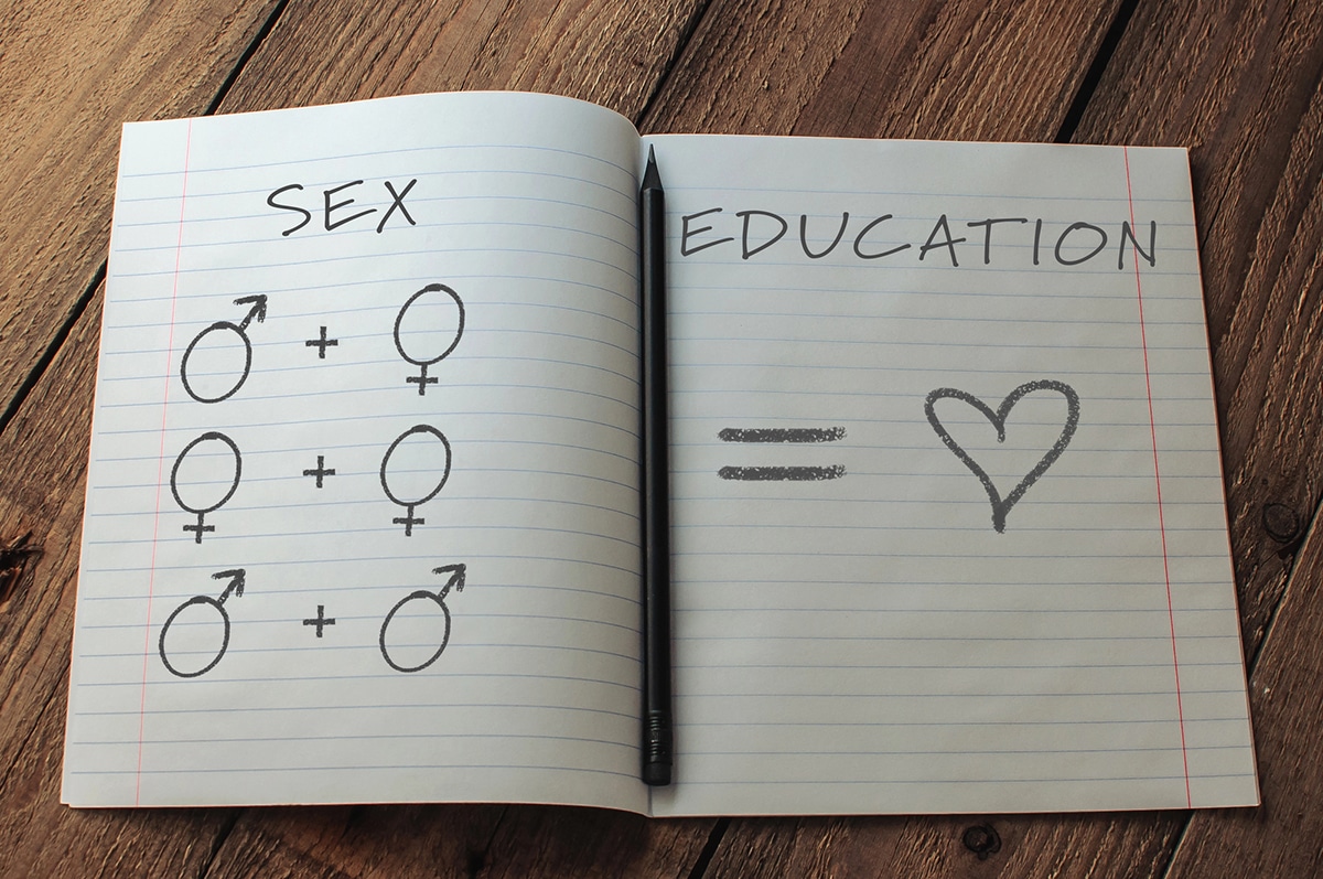 à quel age parler de sexualité avec son enfant
