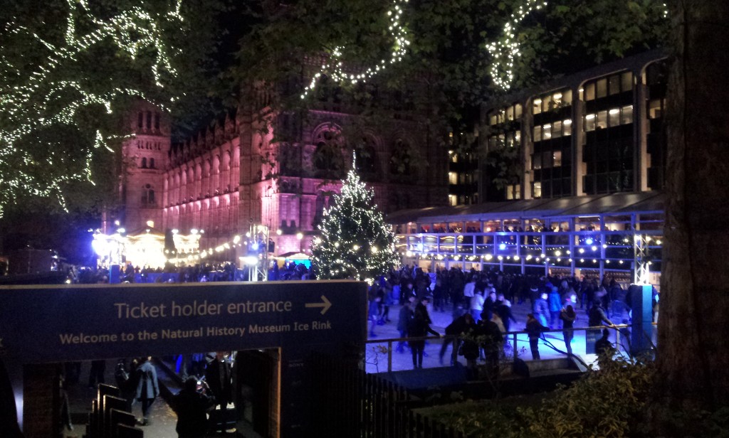 La patinoire du Natural History Museum de Londres