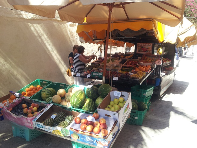 Malte_camionnette_vente_fruits_et_legumes
