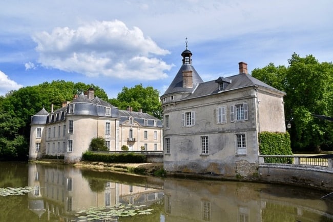 Château de Malicorne dans la Sarthe