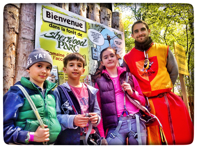 Piscine à balles perchées - Activité enfants - Sherwood Parc