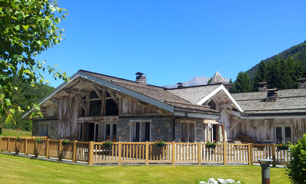 Résidence vacances CGH les Houches, exterieur espace bien-être et solarium 