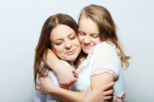 Calin maman et sa fille