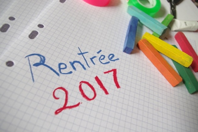 Rentrée 2017 écrit sur feuille à carreaux