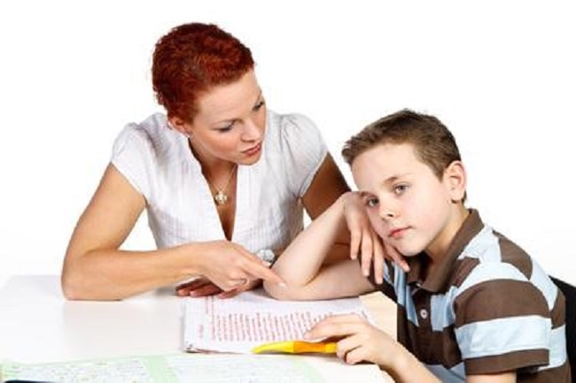 Devoirs avec maman