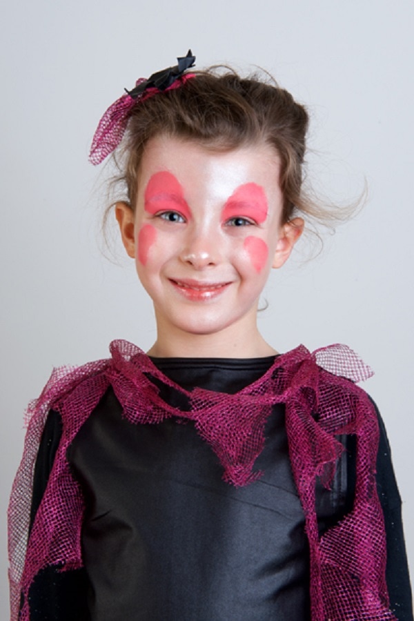 Maquillage Halloween enfant pour garçons et filles en 10 idées simples