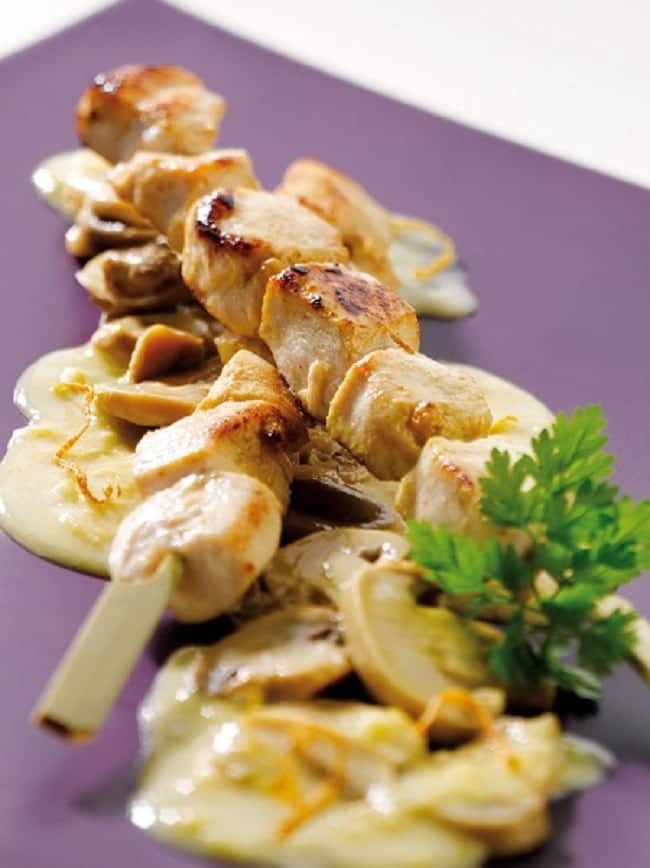 recette de brochettes de volaille crème de maïs et champignon