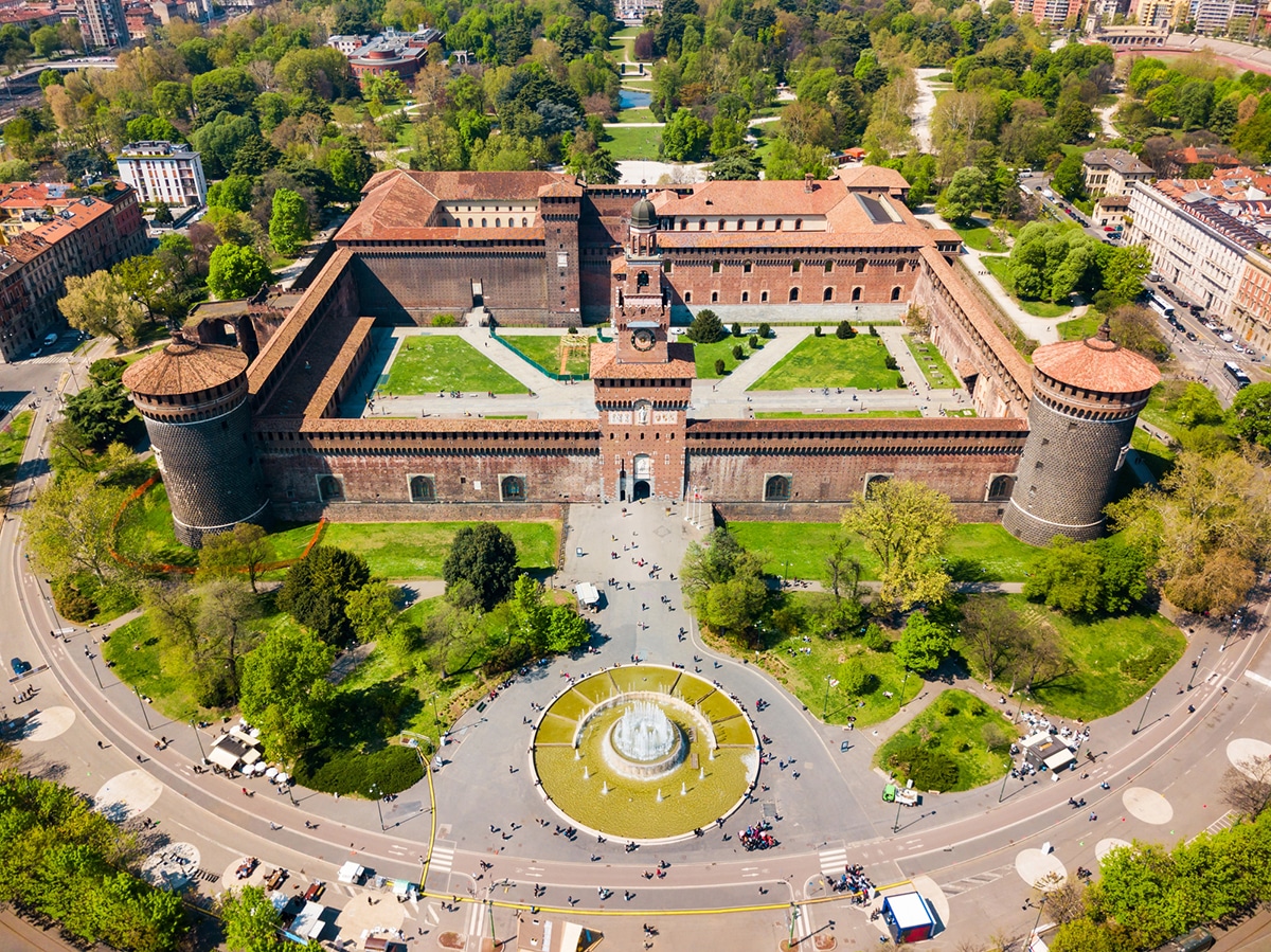 quel chateau visiter a Milan avec des enfants