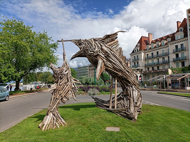 sculptures en bois les flottins Evian