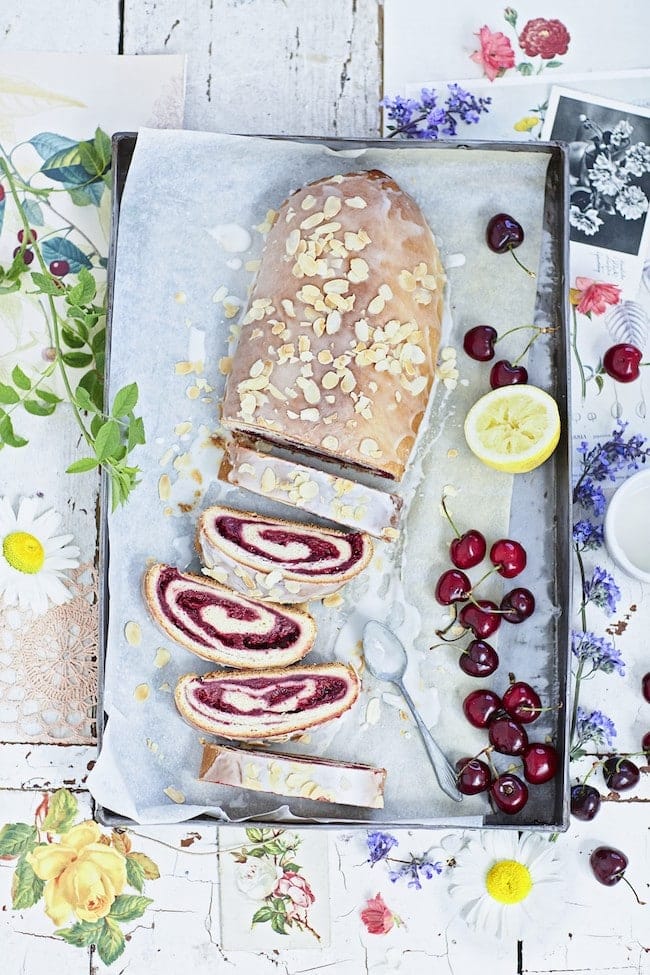 recette gâteau roulé aux cerises