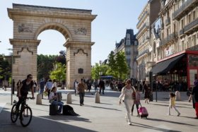 PORTE GUILLAUME, PLACE DARCY A DIJON
