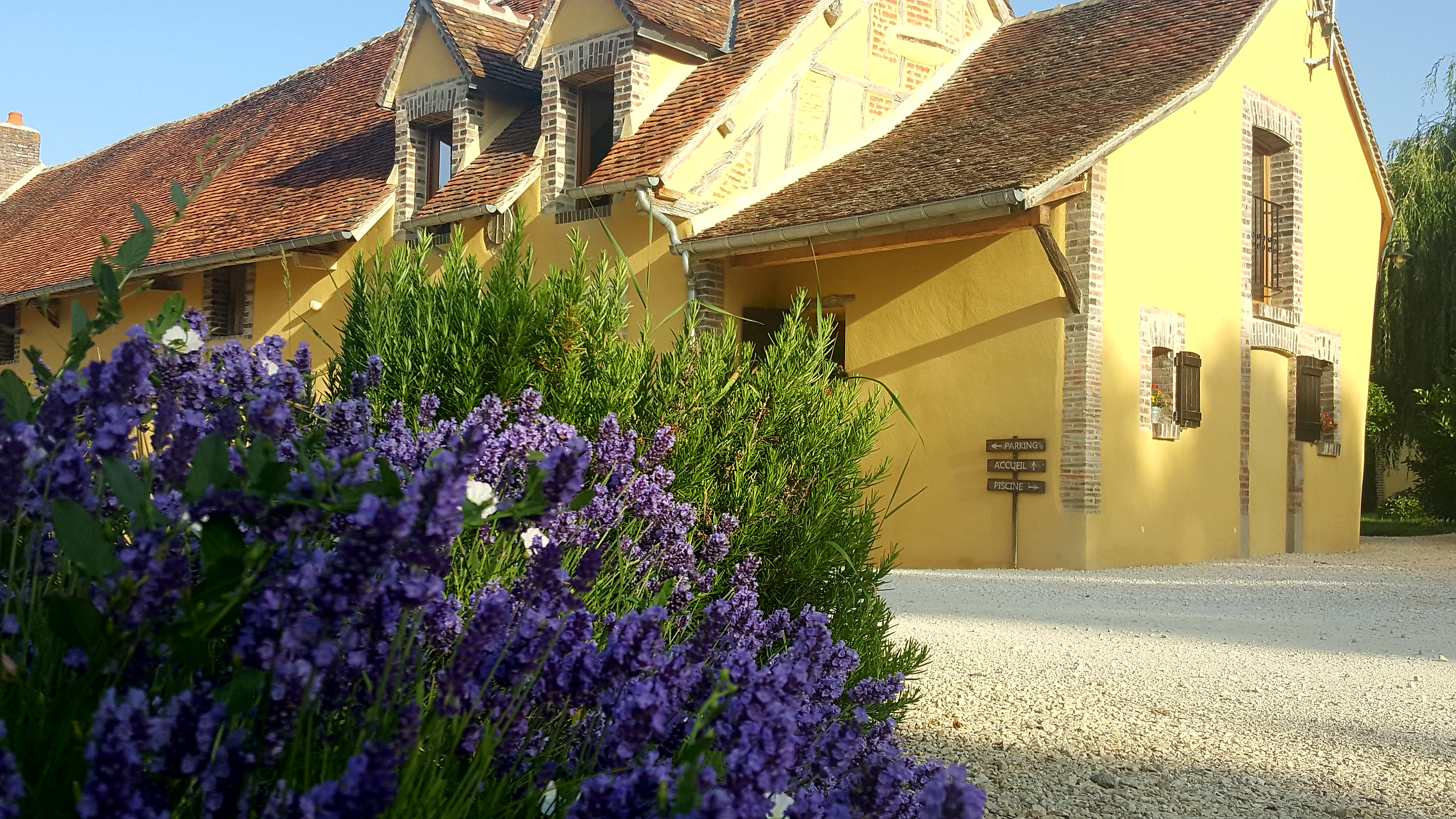 chambres d'hotes en Puisaye Le Hameau de la Fausse Sauge en Puisaye