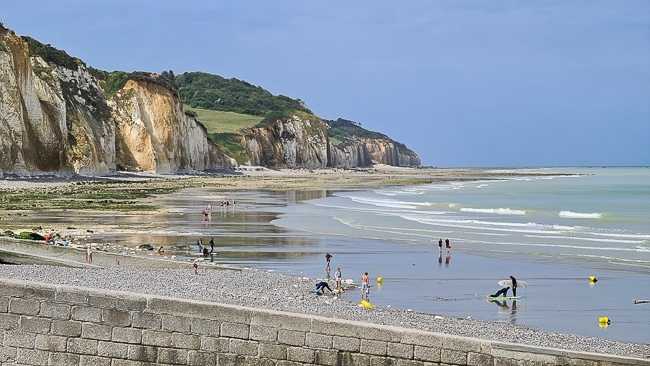 plage et falaises de Pourville-sur-Mer