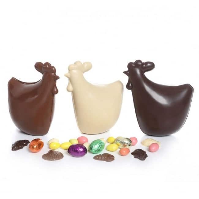 Pâques 2021 moulages chocolatiers (poules L'Atelier du Chocolat)