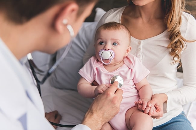 assurance santé consultation médecin enfant