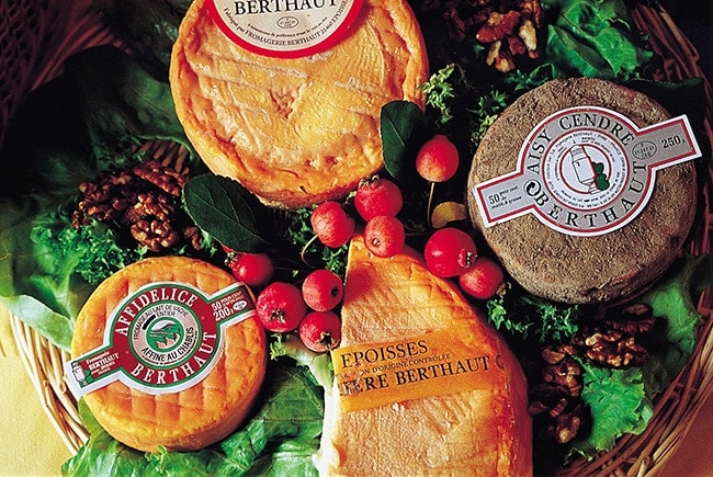 PLATEAU DE FROMAGES - FROMAGERIE BERTHAUT A EPOISSES