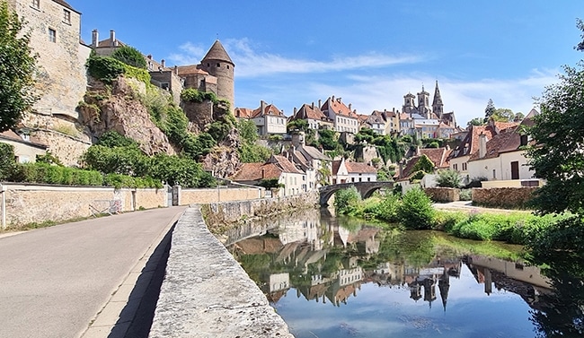 semur en auxois remparts