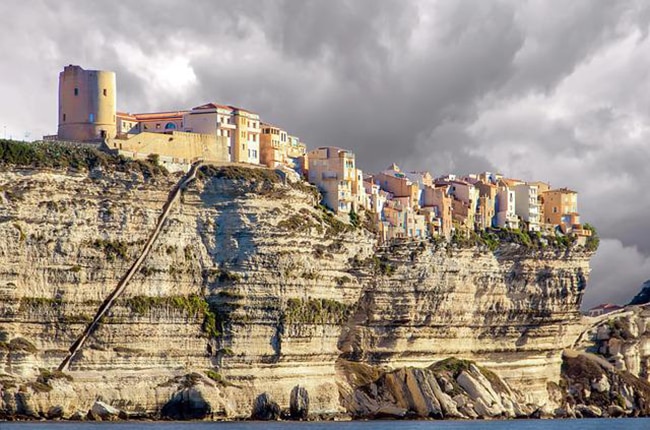 visiter bonifacio à pied