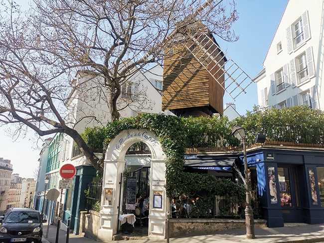 balade insolite butte montmartre