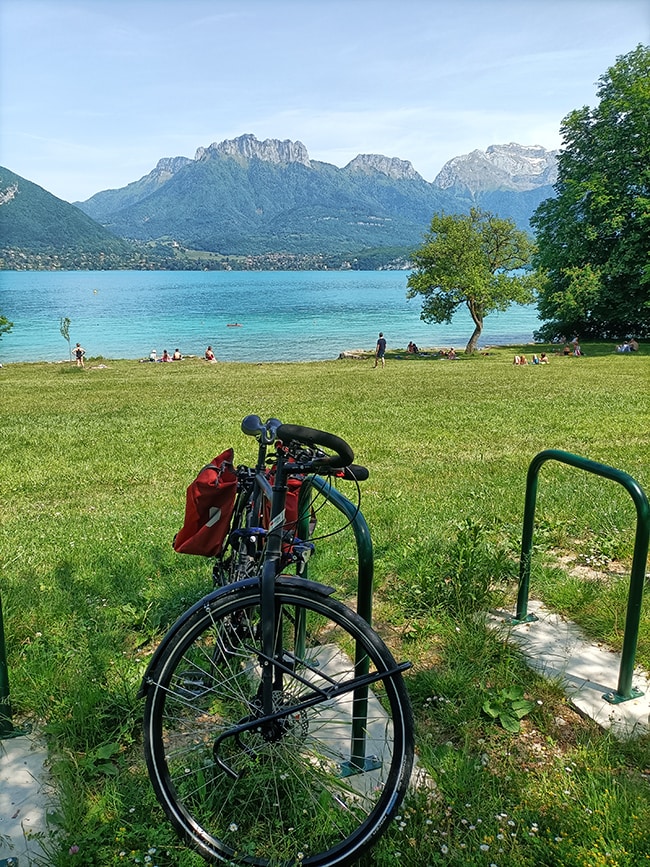 lac d'annecy itineraire velo