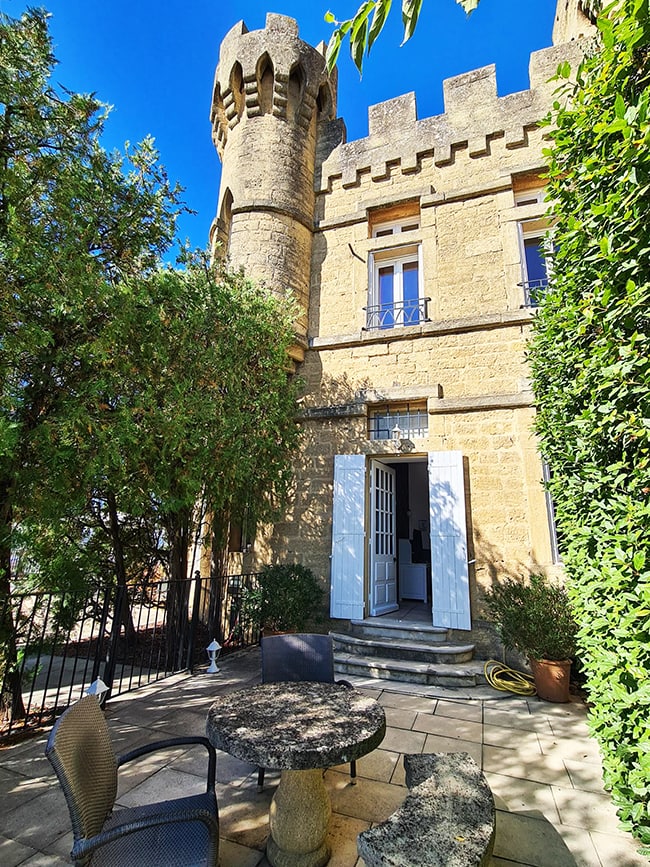 hostellerie des fines roches chambre avec terrasse