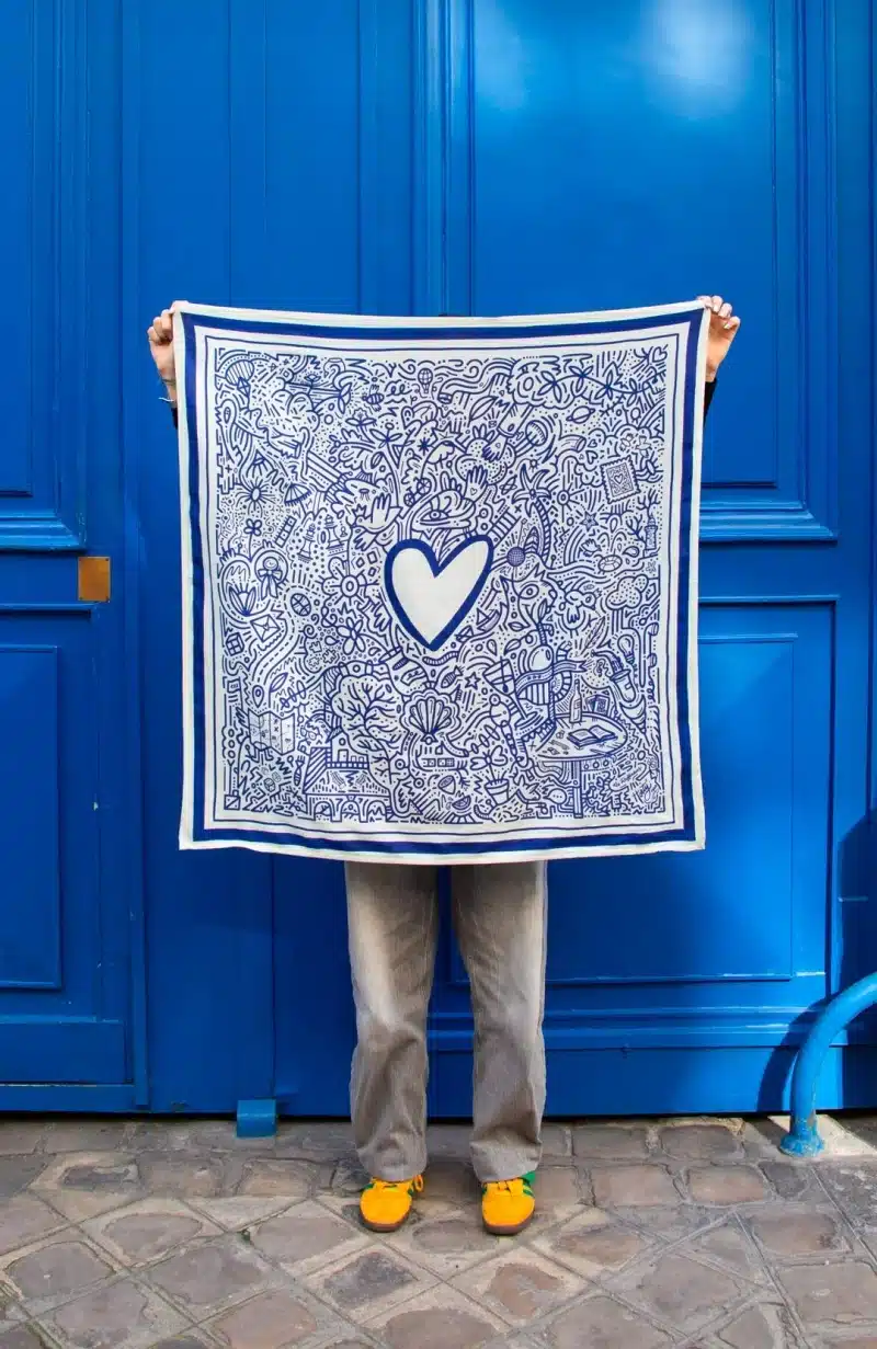 foulard coeur bleu
