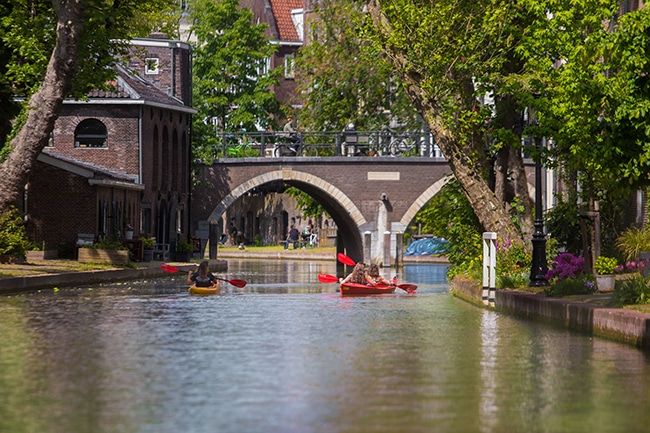 A Amsterdam, un immense parking à vélo… sous un lac - WE DEMAIN