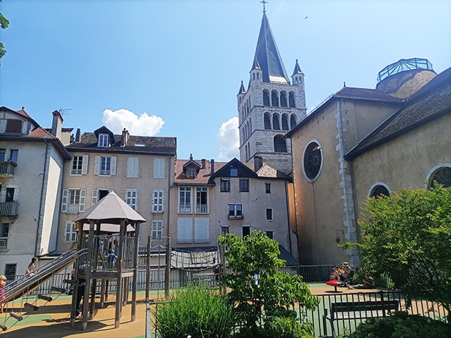 aire de jeux enfant annecy