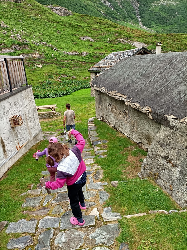 refuge de la glière altitude