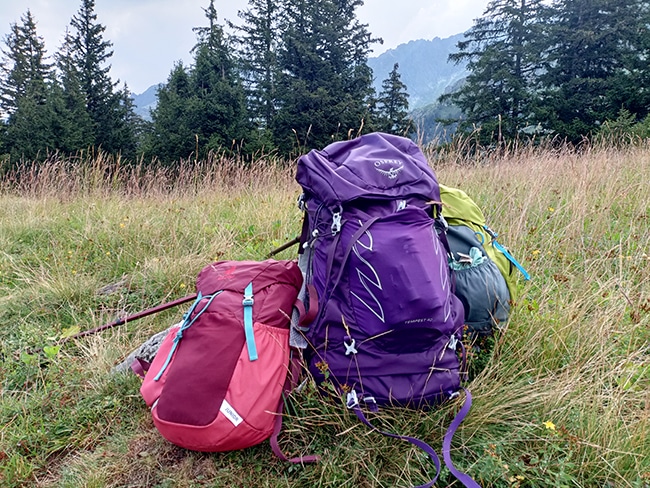 que mettre dans son sac a dos pour randonnée en famille en montagne