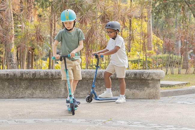 Globber lance une nouvelle trottinette électrique 2 roues enfant