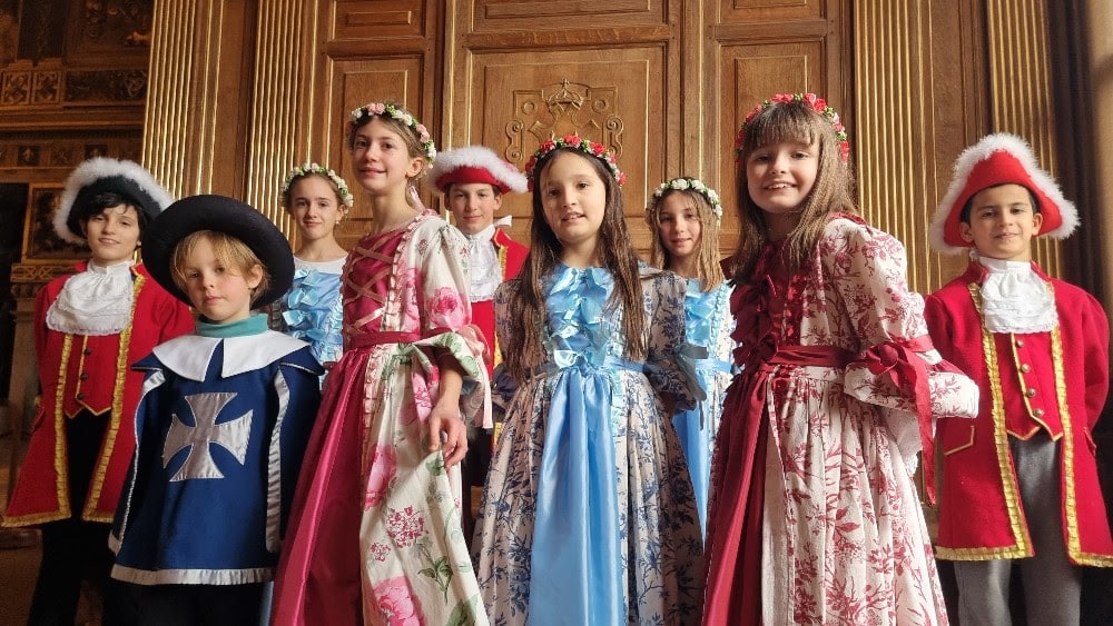 visites costumées enfants au château de Fontainebleau