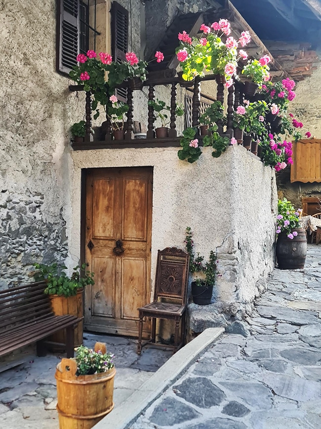 peisey nancroix village savoyard typique