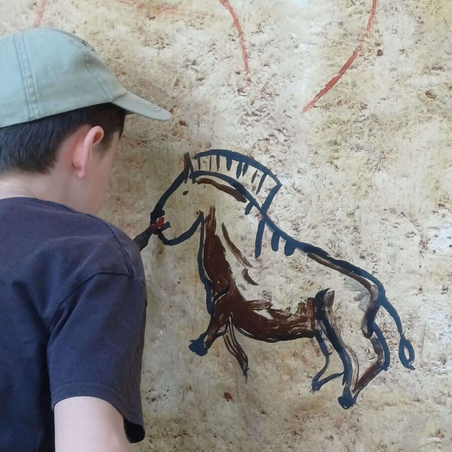 atelier peinture rupestre PréhistoSite brassempouy