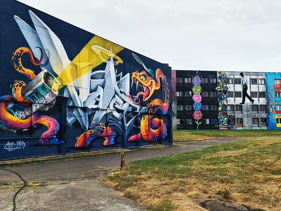 village street art allier