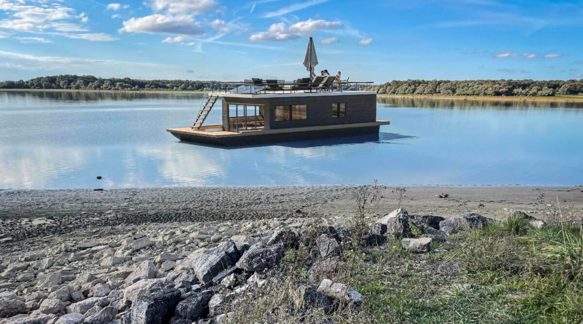 lac du der hébergement insolite
