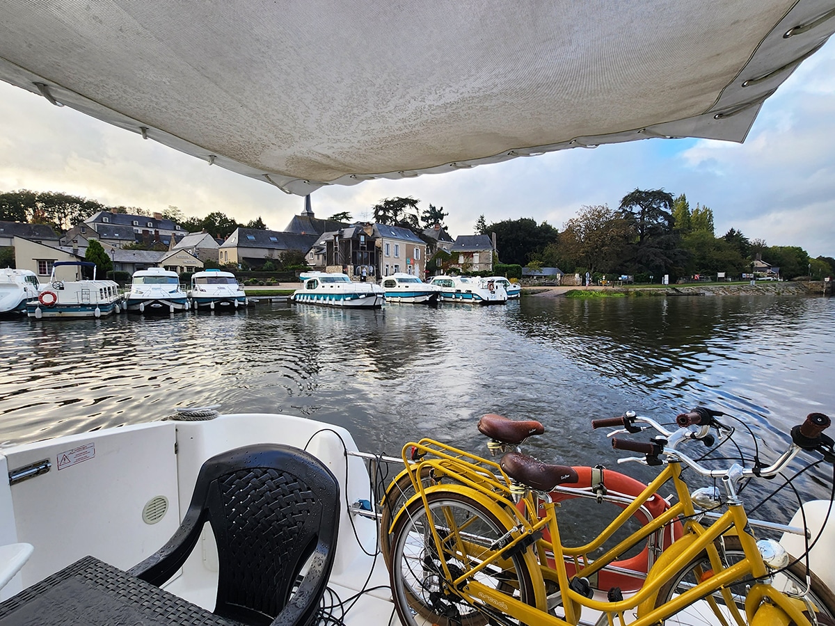 location bateau mayenne week-end