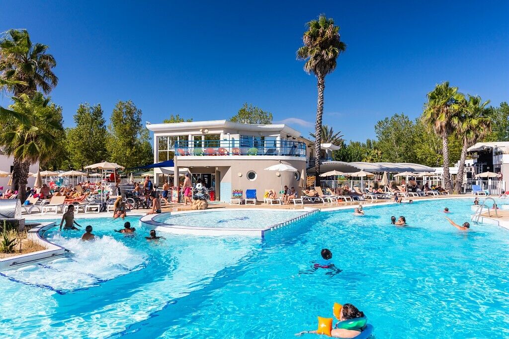 camping vias 5 étoiles parc aquatique
