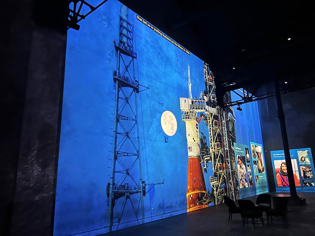 spectacle immersif conquete spatiale