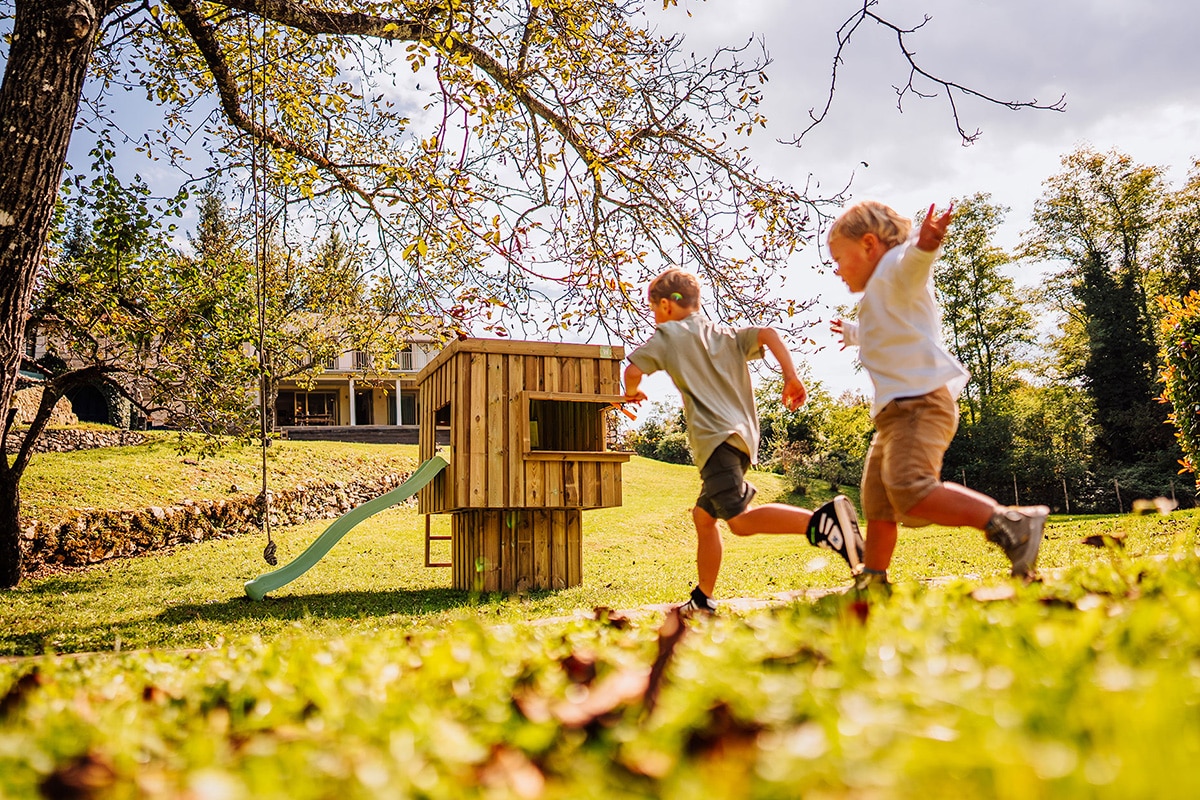 cabane en bois enfant moderne wickey
