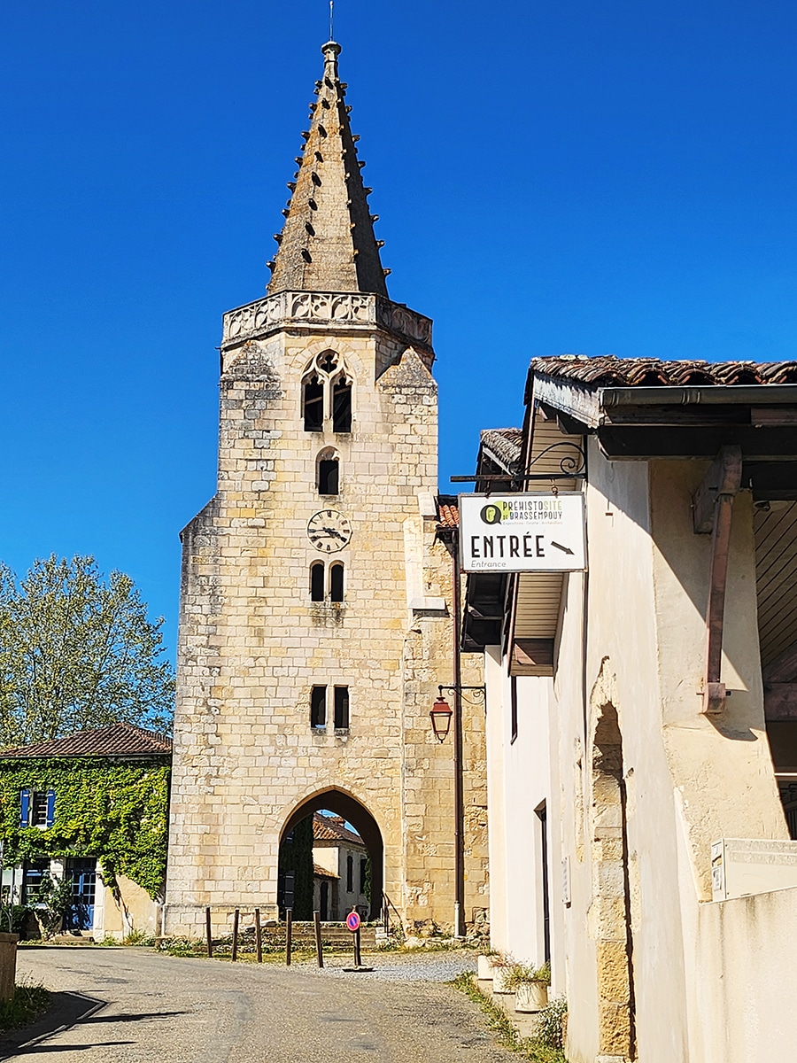 village de Brassempouy