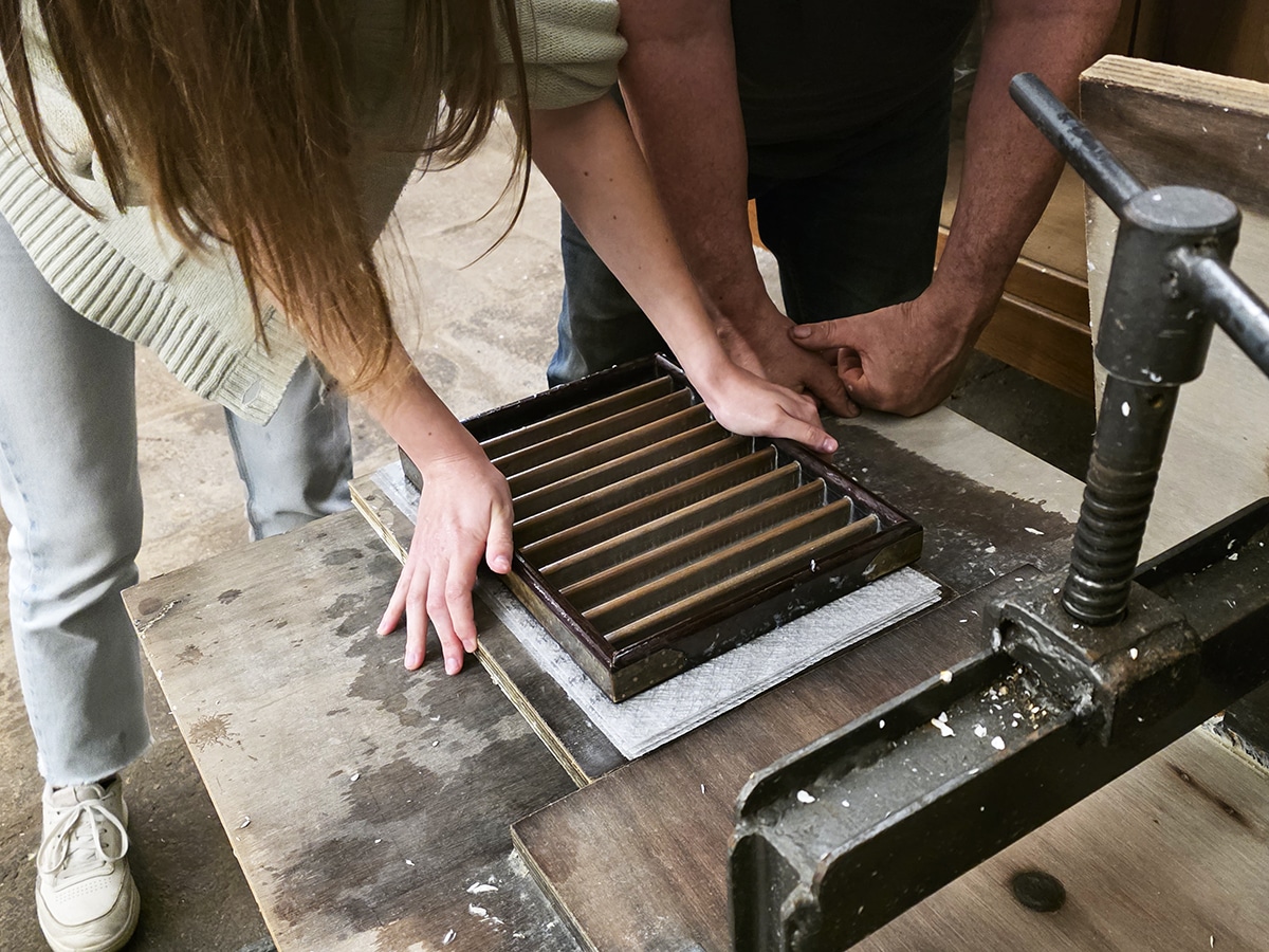 moulin richard de bas atelier fabrication de papier