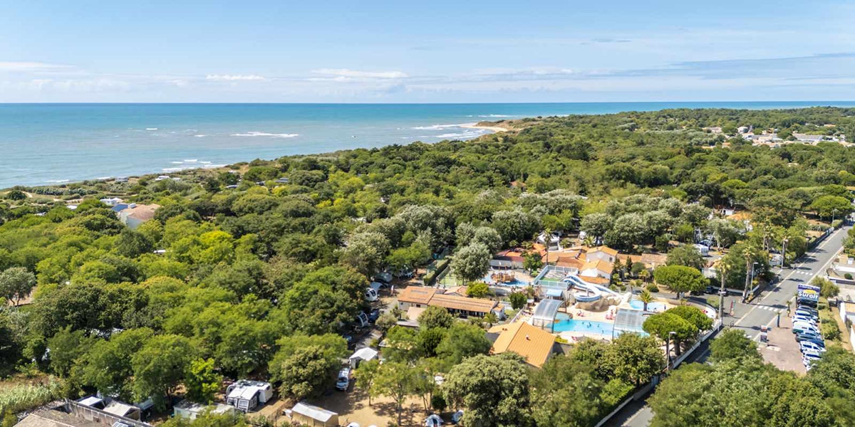 camping avec parc aquatique couvert Oléron