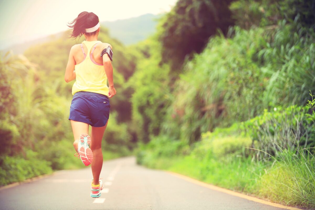 femme running