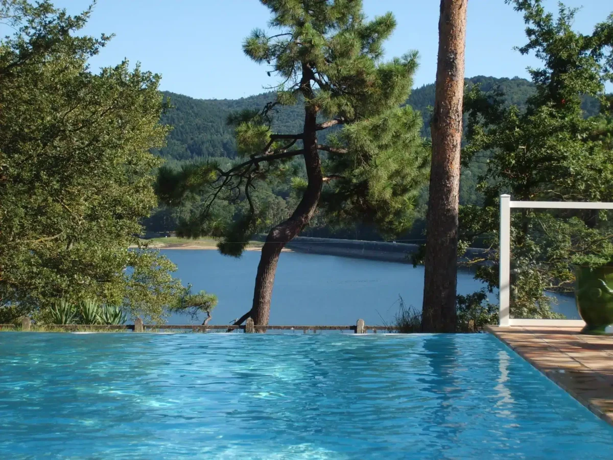 hotellerie du lac saint ferreol avis